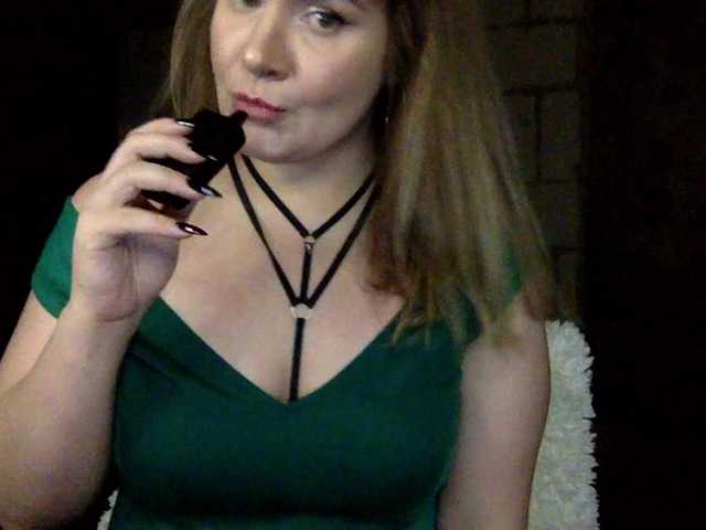 Transliacijos ekrano nuotraukos YourBrattyBitch