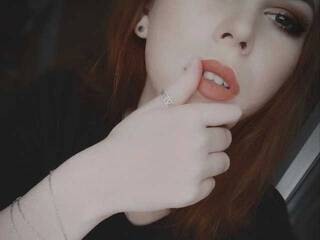 Erotinis vaizdo pokalbis YourCandya