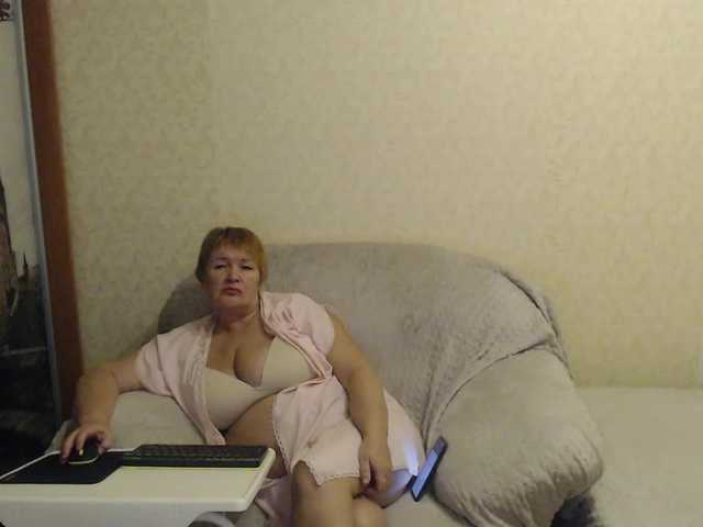 Nuotraukos ChristieGold Breast 30, ass 30, pussy 50, pm 15. I do not fulfill the request to get up. Camera 50. Please put love. For you, it's free.