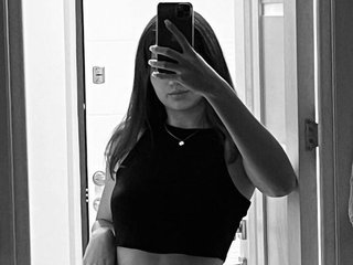 Erotinis vaizdo pokalbis KristinaMedow