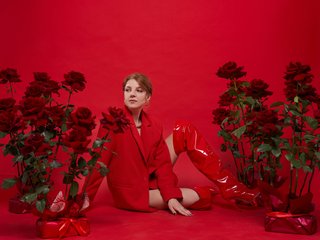 Erotinis vaizdo pokalbis YourUniverser