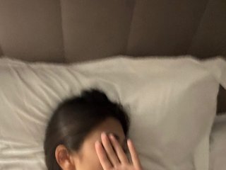 Erotinis vaizdo pokalbis Yumikaa