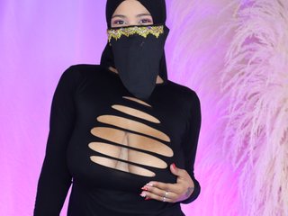 Erotinis vaizdo pokalbis yunna-arab