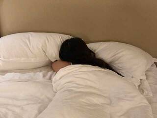 Erotinis vaizdo pokalbis yvetteop