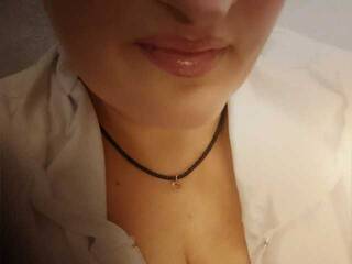 Erotinis vaizdo pokalbis YXTEXA50a