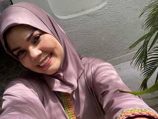 Erotinis vaizdo pokalbis ZareenMajluf