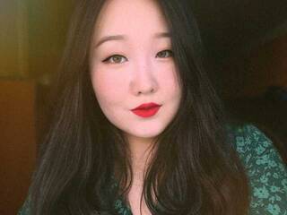 Erotinis vaizdo pokalbis Zara-Tara