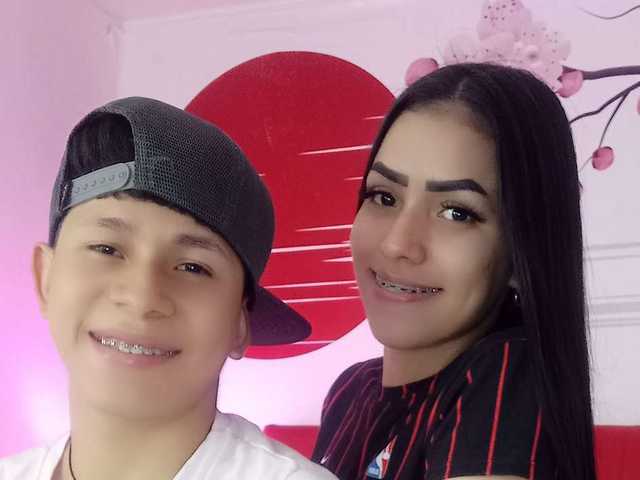 Profilio nuotrauka zoeandmaxwell