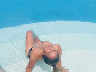 Erotinis vaizdo pokalbis ZoeBarinova