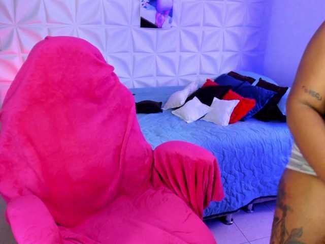Transliacijos ekrano nuotraukos Zoebigboobs