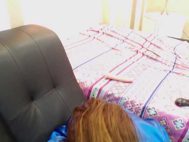 Transliacijos ekrano nuotraukos ZoeDanger