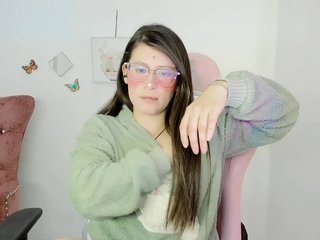 Erotinis vaizdo pokalbis ZooeyBelair