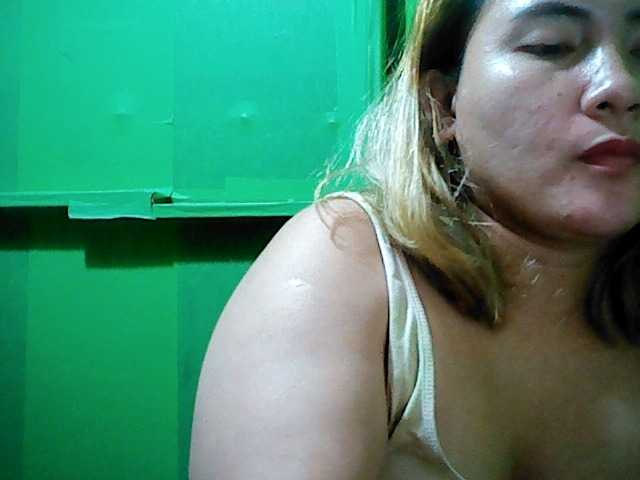 Nuotraukos zyna6914 hello guy welcome to my room help me soem token guyz thank you for all help guyz...