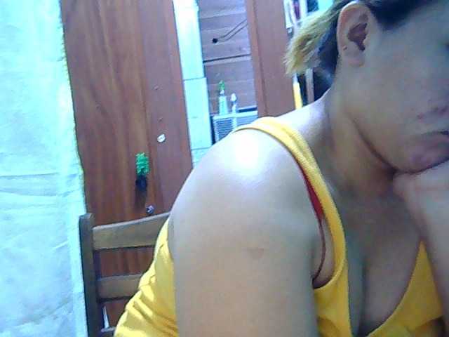 Nuotraukos zyna6914 hello guy welcome to my room help me soem token guyz thank you for all help guyz...