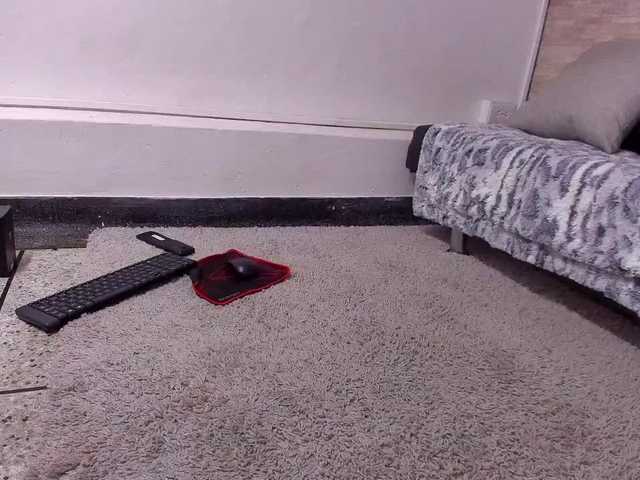 Transliacijos ekrano nuotraukos Zzoee